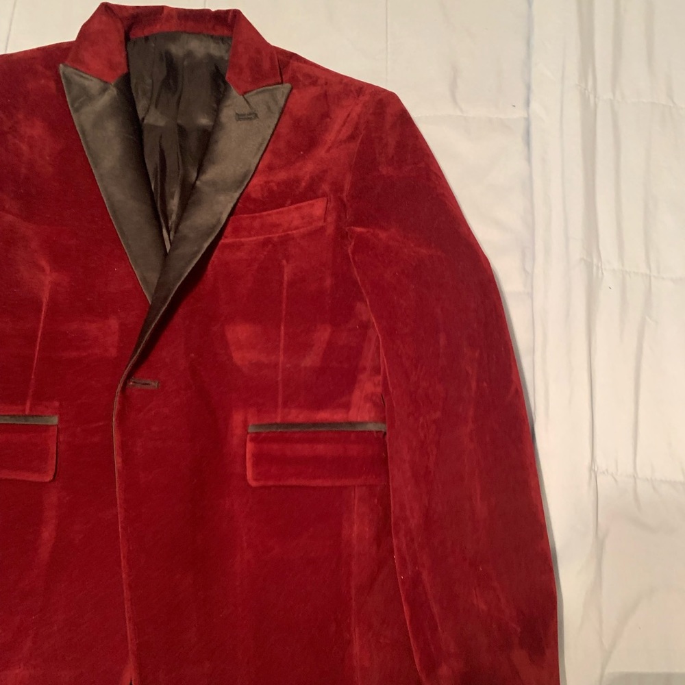 Marks & Spencer Bermuda
Slim Fit Cotton Velvet Blazer